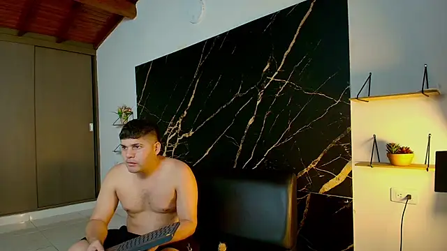 Snapshot of uncontrolled_fire chatting on 28, 2, 2026 uncontrolled fire online show from 28, 2, 2026