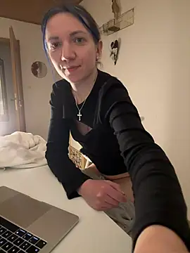 Snapshot of Marina_und_Jayden chatting on 26, 2, 2026 Marina und Jayden online show from 26, 2, 2026