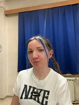 Snapshot of Marina_und_Jayden chatting on 5, 3, 2026 Marina und Jayden online show from 5, 3, 2026