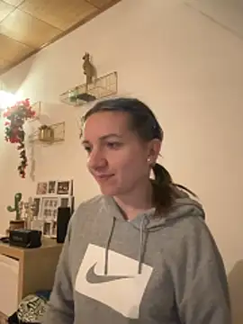 Snapshot of Marina_und_Jayden chatting on 15, 3, 2026 Marina und Jayden online show from 15, 3, 2026