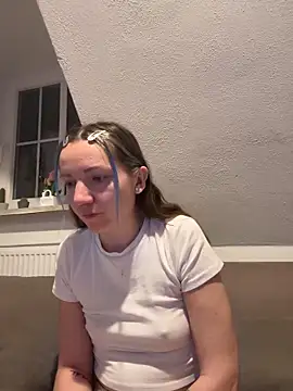 Snapshot of Marina_und_Jayden chatting on 4, 4, 2026 Marina und Jayden online show from 4, 4, 2026