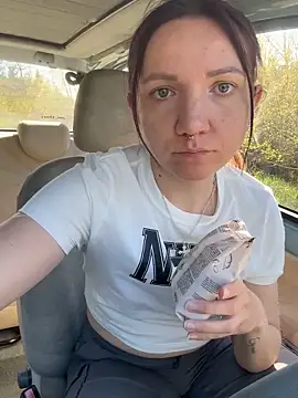 Snapshot of Marina_und_Jayden chatting on 22, 4, 2026 Marina und Jayden online show from 22, 4, 2026