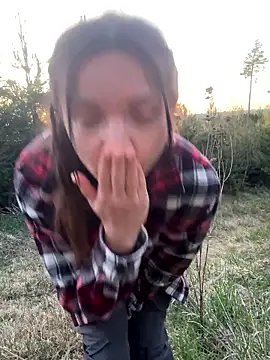 Snapshot of Marina_und_Jayden chatting on 25, 4, 2026 Marina und Jayden online show from 25, 4, 2026