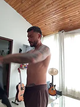 Snapshot of FrancoRossi_ chatting on 2, 2, 2026 FrancoRossi online show from 2, 2, 2026