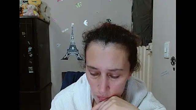 Cassandra Candy01 online show from 15, 1, 2026