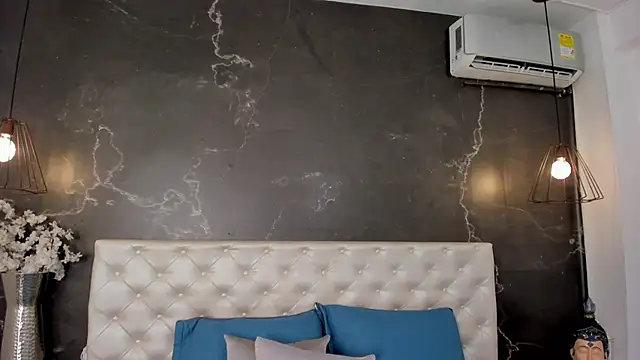 Snapshot of Abriil_cutee chatting on 3, 2, 2026 Abriil cutee online show from 3, 2, 2026