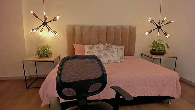 Snapshot of Abriil_cutee chatting on 28, 2, 2026 Abriil cutee online show from 28, 2, 2026