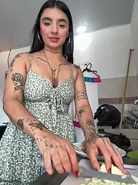 Abriil cutee online show from 28, 7, 2026