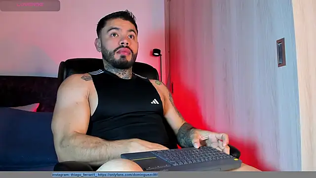 Snapshot of thiago_ferrari_ chatting on 3, 4, 2026 thiago ferrari online show from 3, 4, 2026