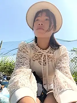 Snapshot of Mimi_sweet1 chatting on 6, 2, 2026 Mimi sweet1 online show from 6, 2, 2026