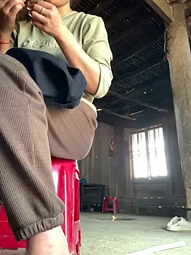 Naalyy online show from 14, 4, 2026