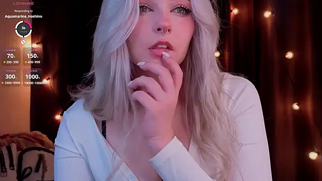 ShyniAlice online show from 7, 2, 2026