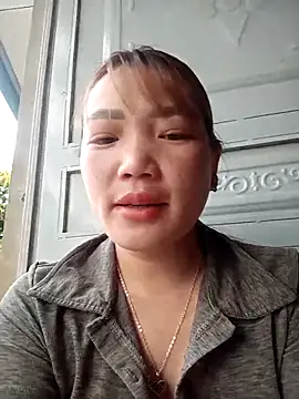Snapshot of Nunaa2x chatting on 4, 4, 2026 Nunaa2x online show from 4, 4, 2026