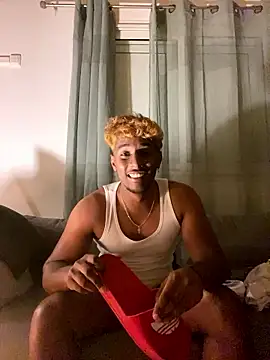 Snapshot of Axel_black10 chatting on 10, 1, 2026 Axel black10 online show from 10, 1, 2026