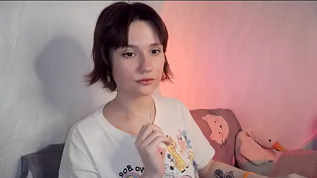 Snapshot of UwuJudy_Osas chatting on 26, 3, 2026 UwuJudy Osas online show from 26, 3, 2026