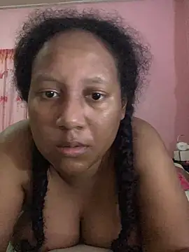 Snapshot of Eirondra_valeen chatting on 2, 7, 2026 Eirondra valeen online show from 2, 7, 2026