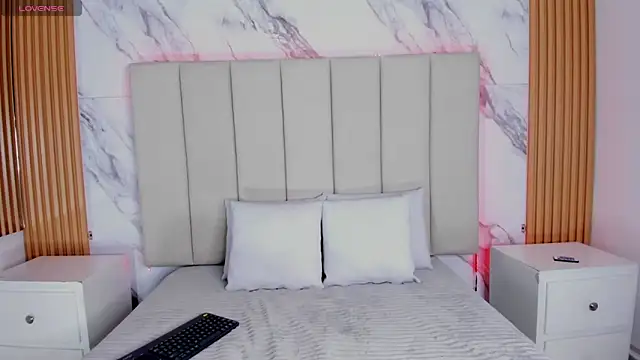 Snapshot of emily_nova_ chatting on 4, 2, 2026 emily nova online show from 4, 2, 2026