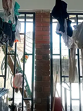 Snapshot of honeyhotgirl19 chatting on 27, 2, 2026 honeyhotgirl19 online show from 27, 2, 2026