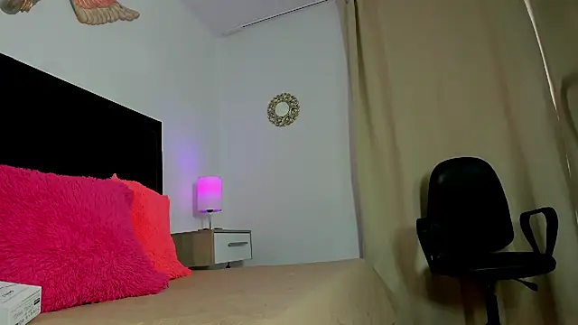 Snapshot of Natalye_23 chatting on 27, 3, 2026 Natalye 23 online show from 27, 3, 2026