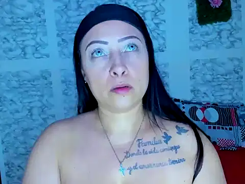 XXXStephanie XXX online show from 22, 3, 2026