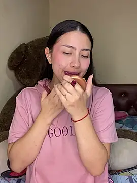 Snapshot of Shayla--broos chatting on 14, 2, 2026 Shayla--broos online show from 14, 2, 2026