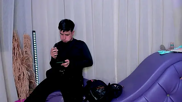 Yourslust pleasure online show from 12, 1, 2026