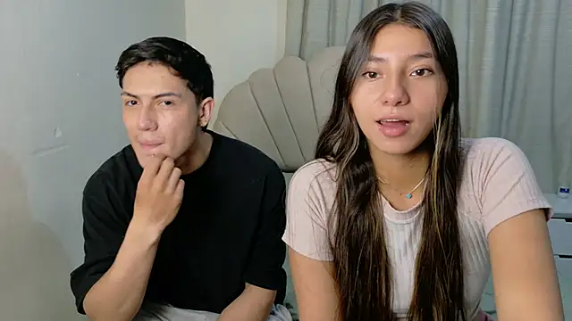 Snapshot of ScarlettAndLucas chatting on 25, 5, 2026 ScarlettAndLucas online show from 25, 5, 2026
