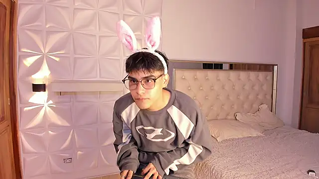 IamJuanJoc online show from 2, 2, 2026