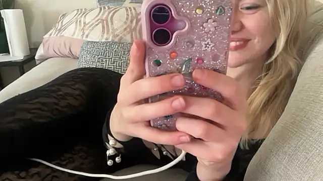 blondebunny999 999 online show from 4, 2, 2026