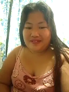 Snapshot of pinay_rose14 chatting on 11, 2, 2026 pinay rose14 online show from 11, 2, 2026