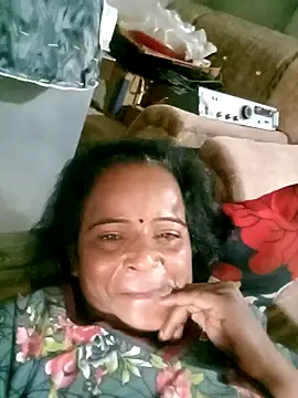 Snapshot of kiiuu_sexe chatting on 18, 3, 2026 kiiuu sexe online show from 18, 3, 2026