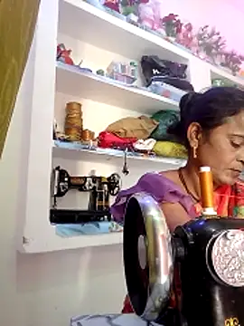 Snapshot of kiiuu_sexe chatting on 25, 3, 2026 kiiuu sexe online show from 25, 3, 2026