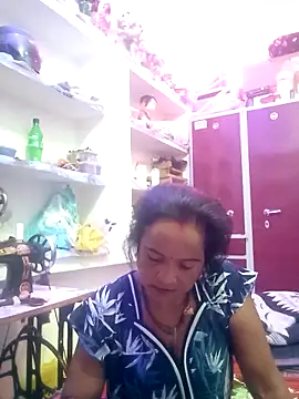 Snapshot of kiiuu_sexe chatting on 31, 3, 2026 kiiuu sexe online show from 31, 3, 2026