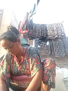 Snapshot of kiiuu_sexe chatting on 15, 4, 2026 kiiuu sexe online show from 15, 4, 2026