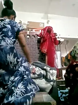 Snapshot of kiiuu_sexe chatting on 16, 4, 2026 kiiuu sexe online show from 16, 4, 2026