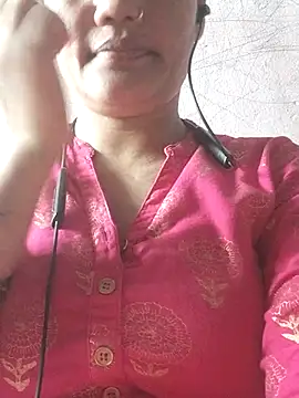Snapshot of Zaara101 chatting on 24, 6, 2026 Zaara101 online show from 24, 6, 2026