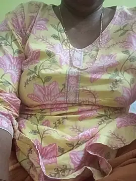 Snapshot of mohini_bhabhi chatting on 29, 6, 2026 mohini bhabhi online show from 29, 6, 2026