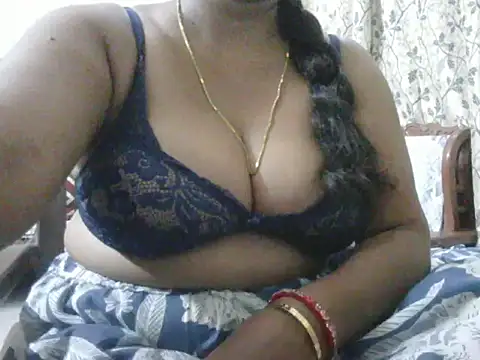 Snapshot of mohini_bhabhi chatting on 28, 7, 2026 mohini bhabhi online show from 28, 7, 2026
