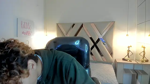 Snapshot of Anyelo_Twink chatting on 6, 3, 2026 Anyelo Twink online show from 6, 3, 2026