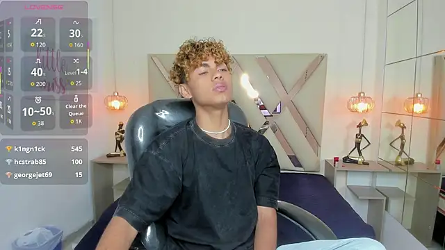 Snapshot of Anyelo_Twink chatting on 6, 4, 2026 Anyelo Twink online show from 6, 4, 2026