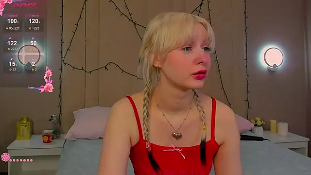 AdeleSilvy online show from 13, 3, 2026