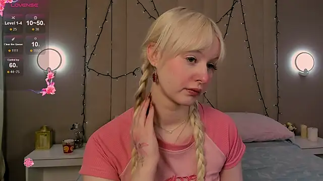 AdeleSilvy online show from 19, 3, 2026