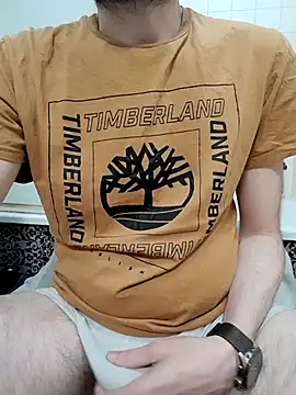 Snapshot of 80julien chatting on 25, 3, 2026 80julien online show from 25, 3, 2026