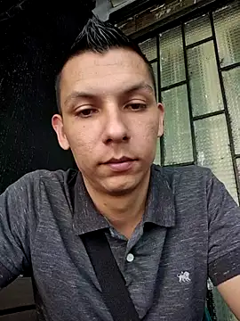 Snapshot of Andres_storm chatting on 7, 3, 2026 Andres storm online show from 7, 3, 2026