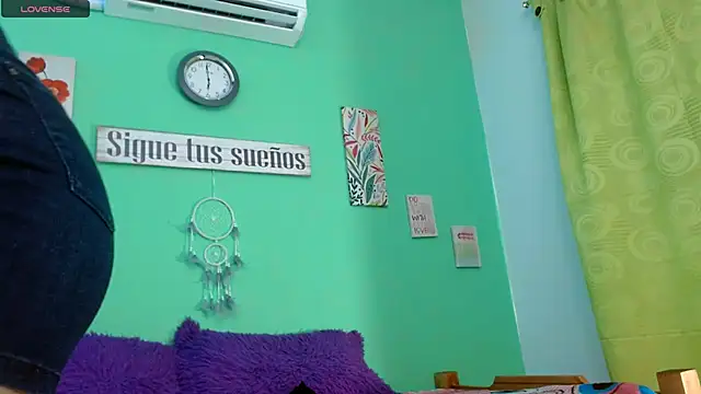 Snapshot of lucerodelamanana343 chatting on 15, 5, 2026 lucerodelamanana343 online show from 15, 5, 2026