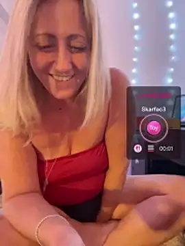 FoxyMillie online show from 15, 6, 2026