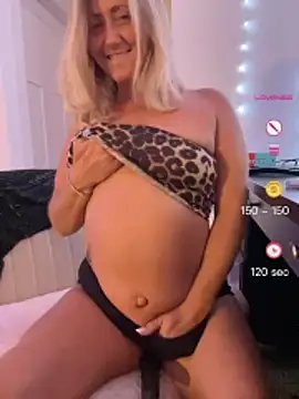 FoxyMillie online show from 18, 6, 2026