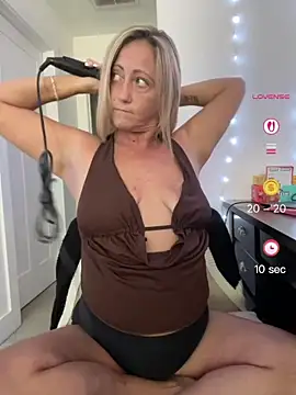FoxyMillie online show from 27, 6, 2026