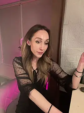 AnesaKis online show from 5, 4, 2026