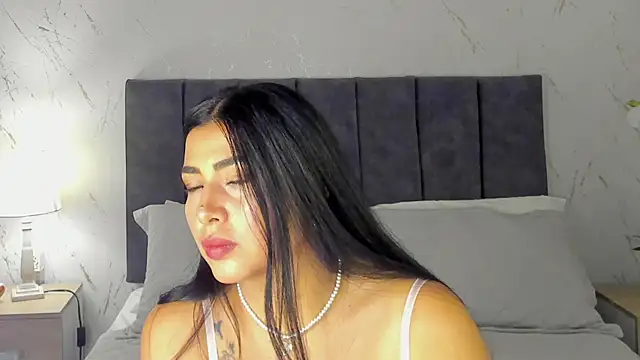 Snapshot of Antonella_Coruso chatting on 17, 2, 2026 Antonella Coruso online show from 17, 2, 2026